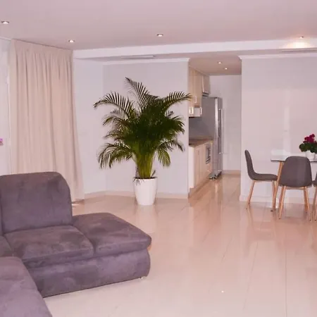 Luxury 1 Line,bbq, Pool,jacuzzi Hébergement de vacances *
