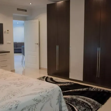 Luxury 1 Line,bbq, Pool,jacuzzi